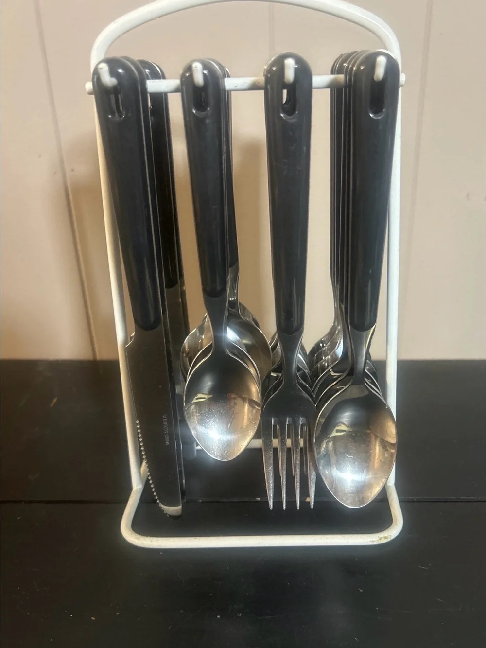 23 Pc Black Handle Stainless Flatware Set w/ Caddy Service for 4 Missing 1 Knife